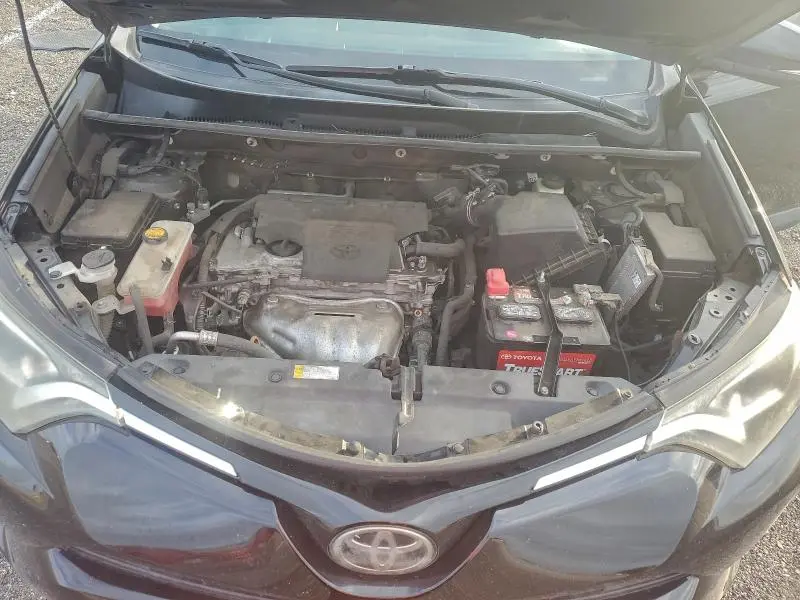 2017 TOYOTA RAV4 XLE  