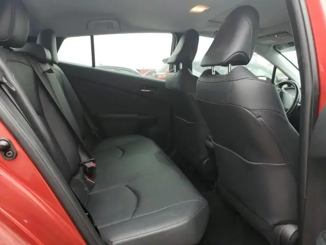 2017 TOYOTA PRIUS   