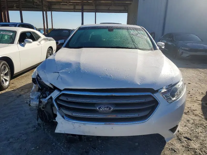 2018 FORD TAURUS SEL  