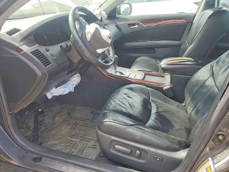2010 TOYOTA AVALON XLS  