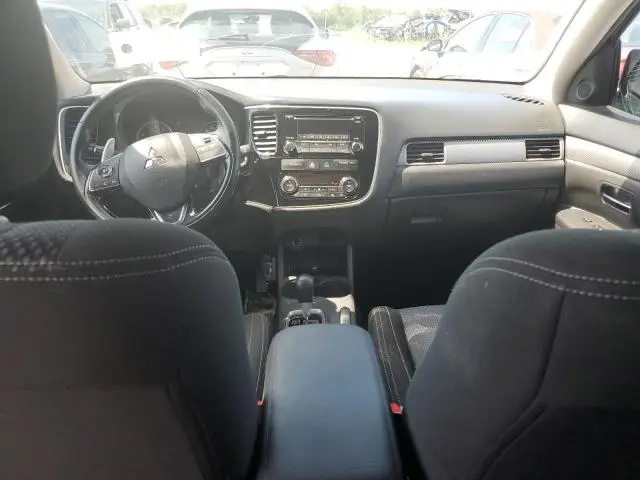 2016 MITSUBISHI OUTLANDER SE  