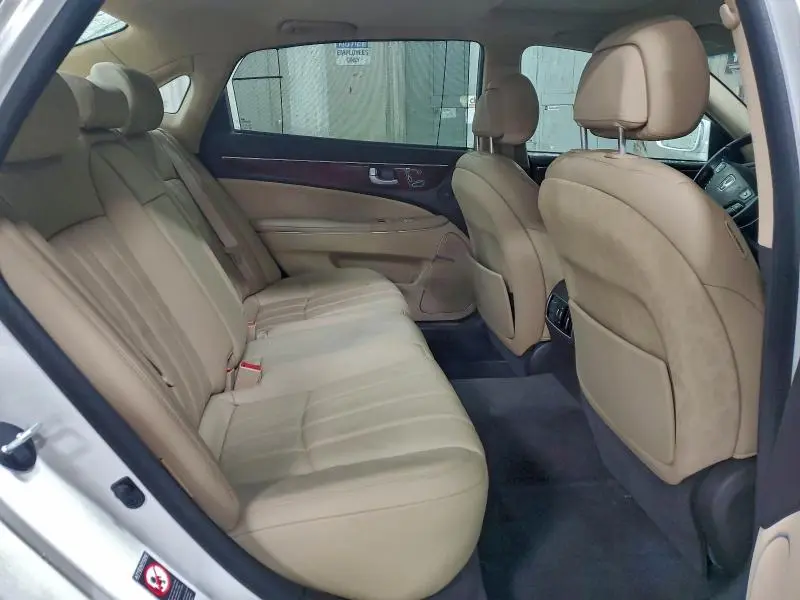 2011 HYUNDAI EQUUS SIGNATURE  