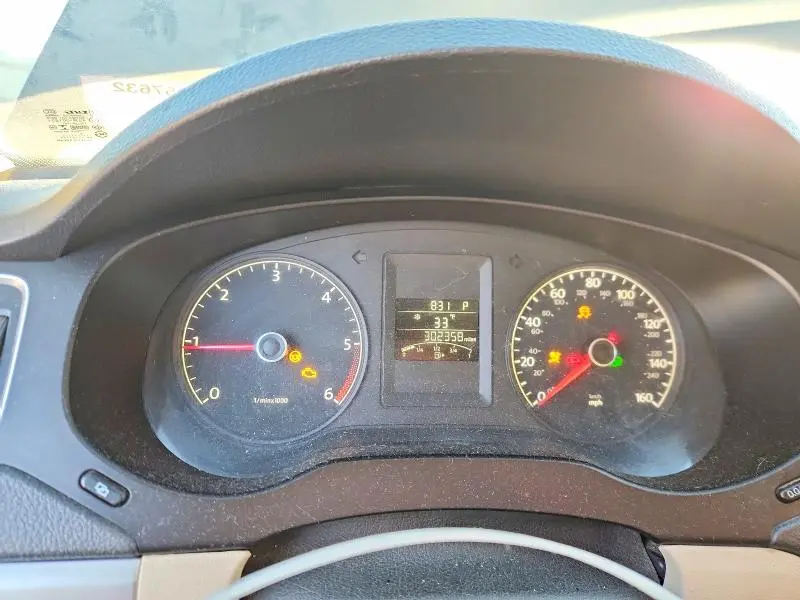 2011 VOLKSWAGEN JETTA TDI  