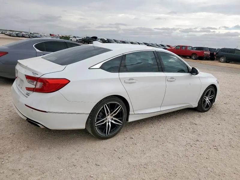 2021 HONDA ACCORD TOURING  