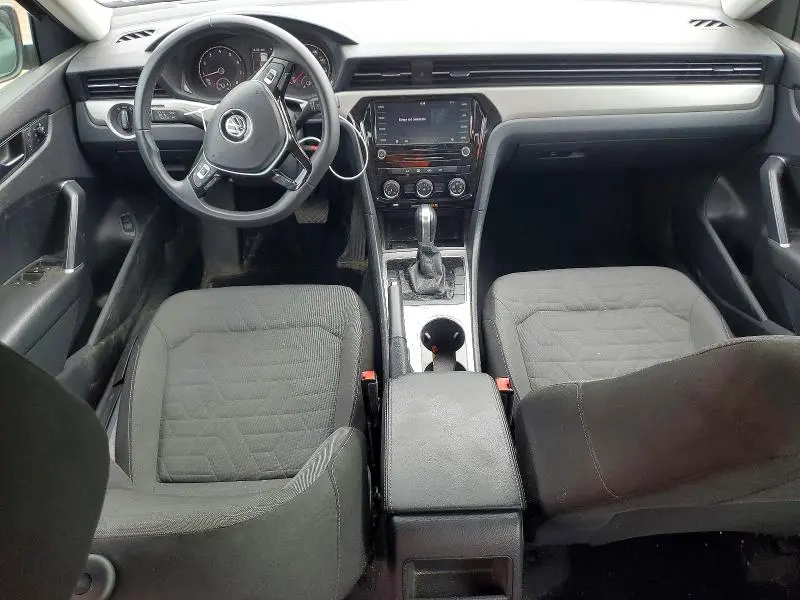 2021 VOLKSWAGEN PASSAT S  