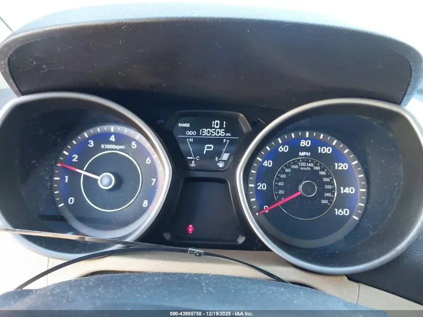 2013 HYUNDAI ELANTRA GLS