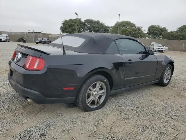 2010 FORD MUSTANG   