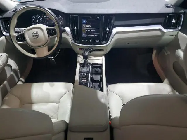 2020 VOLVO S60 T6 MOMENTUM  