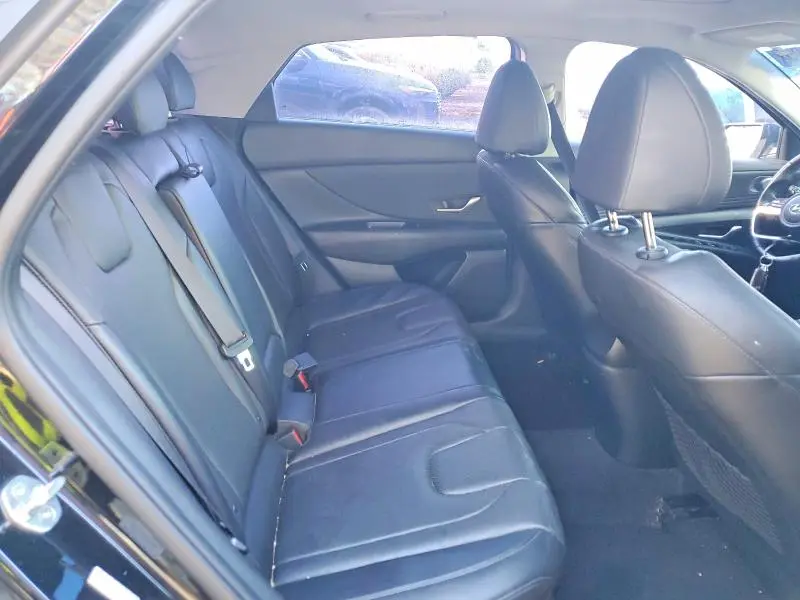 2022 HYUNDAI ELANTRA LIMITED  