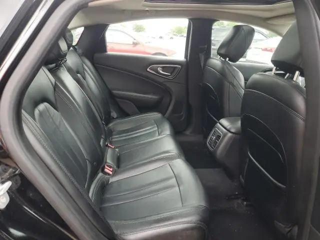 2015 CHRYSLER 200 C  