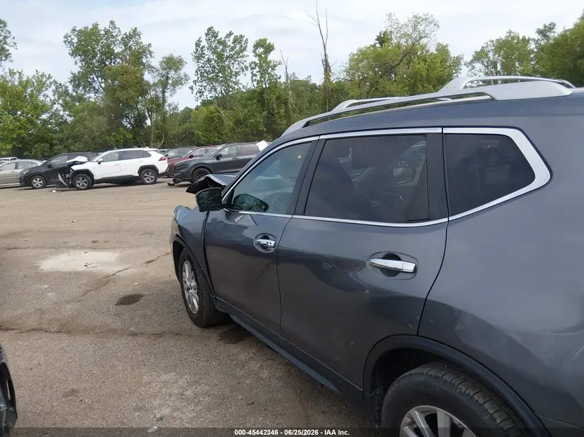 2017 NISSAN ROGUE SV
