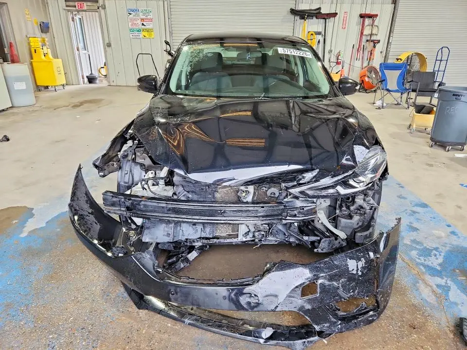 2019 NISSAN SENTRA SR  