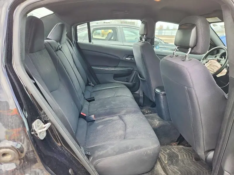 2012 CHRYSLER 200 LX  