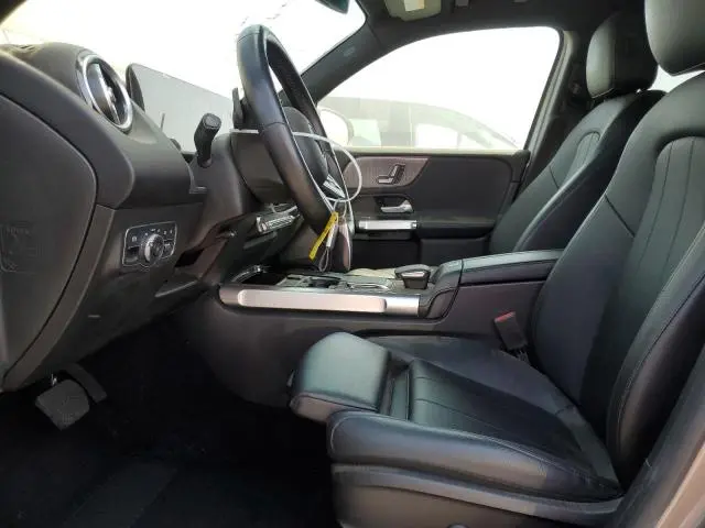 2021 MERCEDES-BENZ GLB 250  