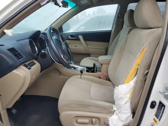 2013 TOYOTA HIGHLANDER BASE  
