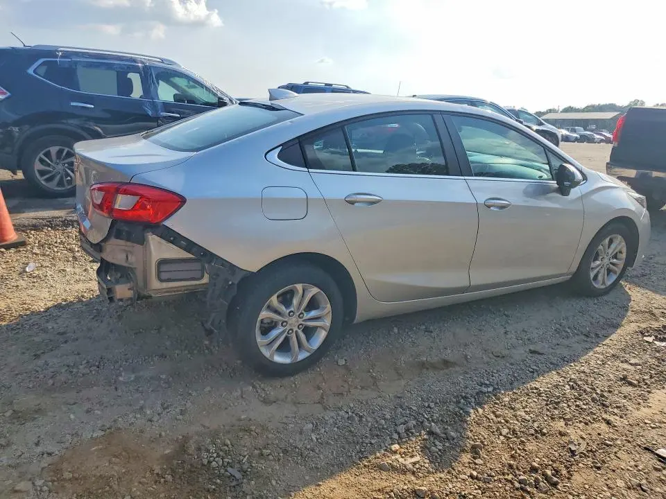2019 CHEVROLET CRUZE LT  