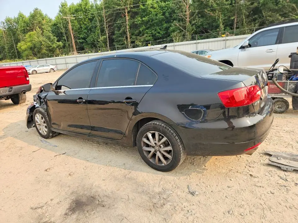 2013 VOLKSWAGEN JETTA SE  
