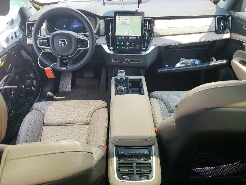 2025 VOLVO XC90 ULTRA  