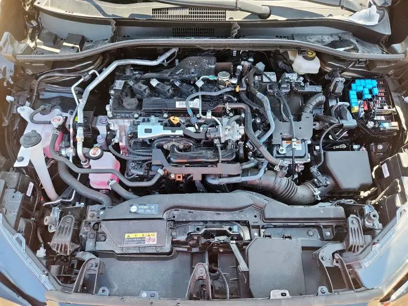 2024 TOYOTA COROLLA CROSS SE  