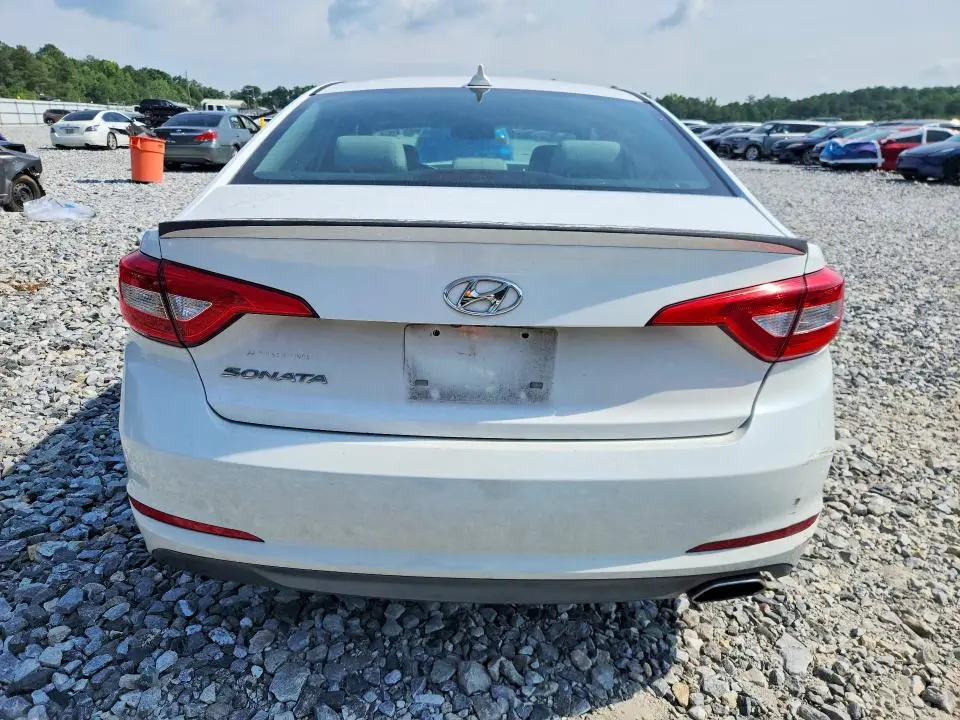 2015 HYUNDAI SONATA SE  