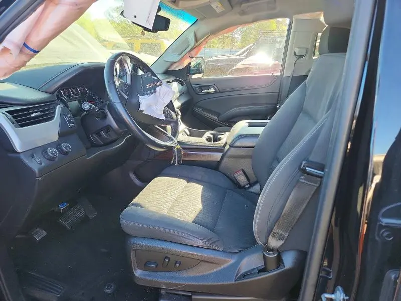 2018 GMC YUKON SLE  