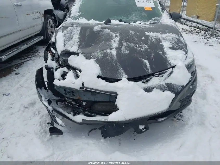 2017 CHEVROLET CRUZE LT AUTO