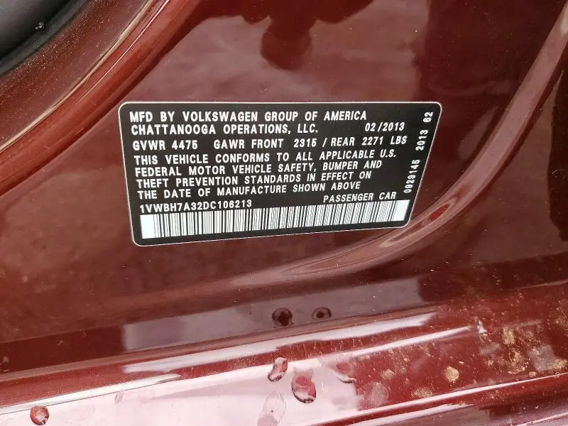2013 VOLKSWAGEN PASSAT SE  