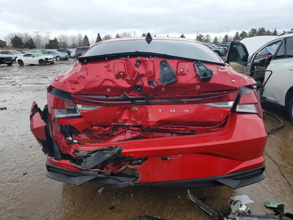 2022 HYUNDAI ELANTRA SEL  