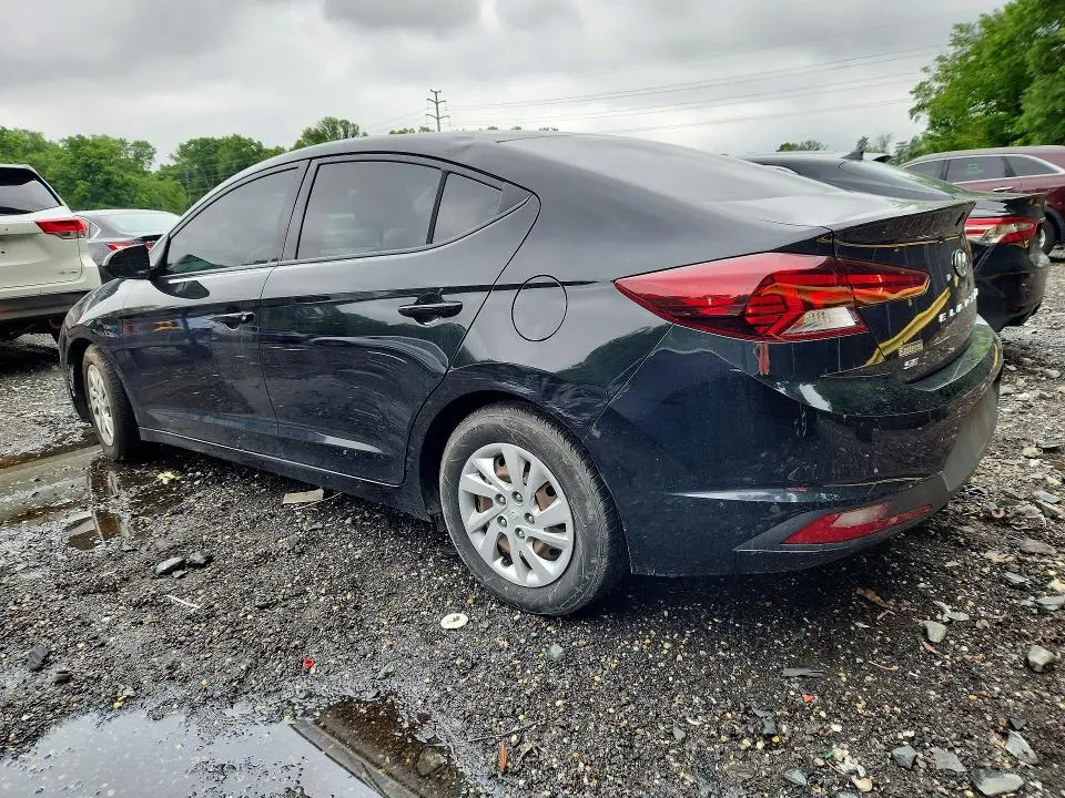 2020 HYUNDAI ELANTRA SE  