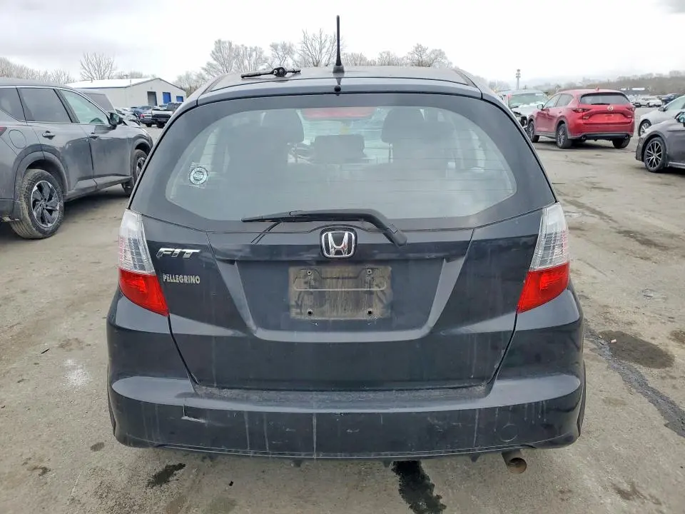 2013 HONDA FIT   