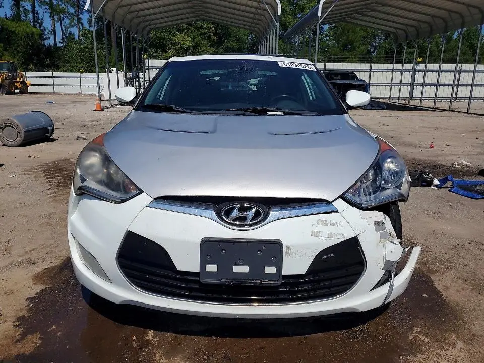 2014 HYUNDAI VELOSTER BASE  