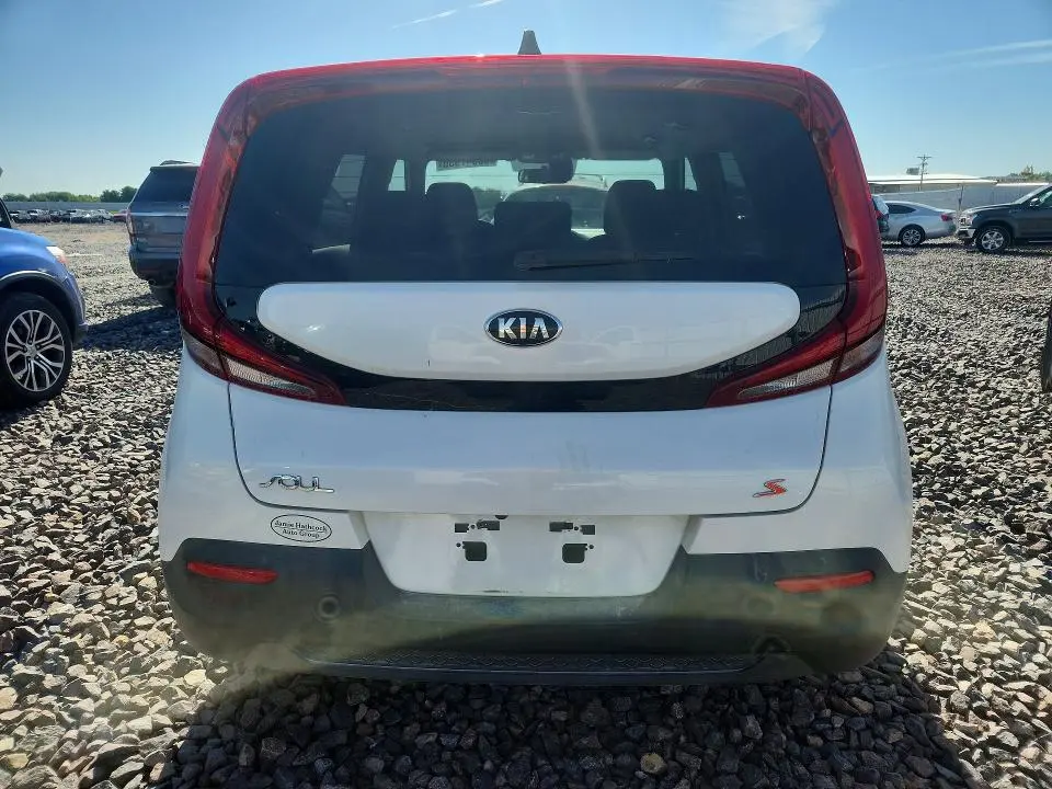 2021 KIA SOUL S  
