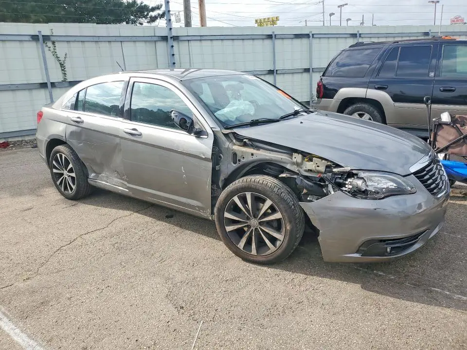 2013 CHRYSLER 200 TOURING  