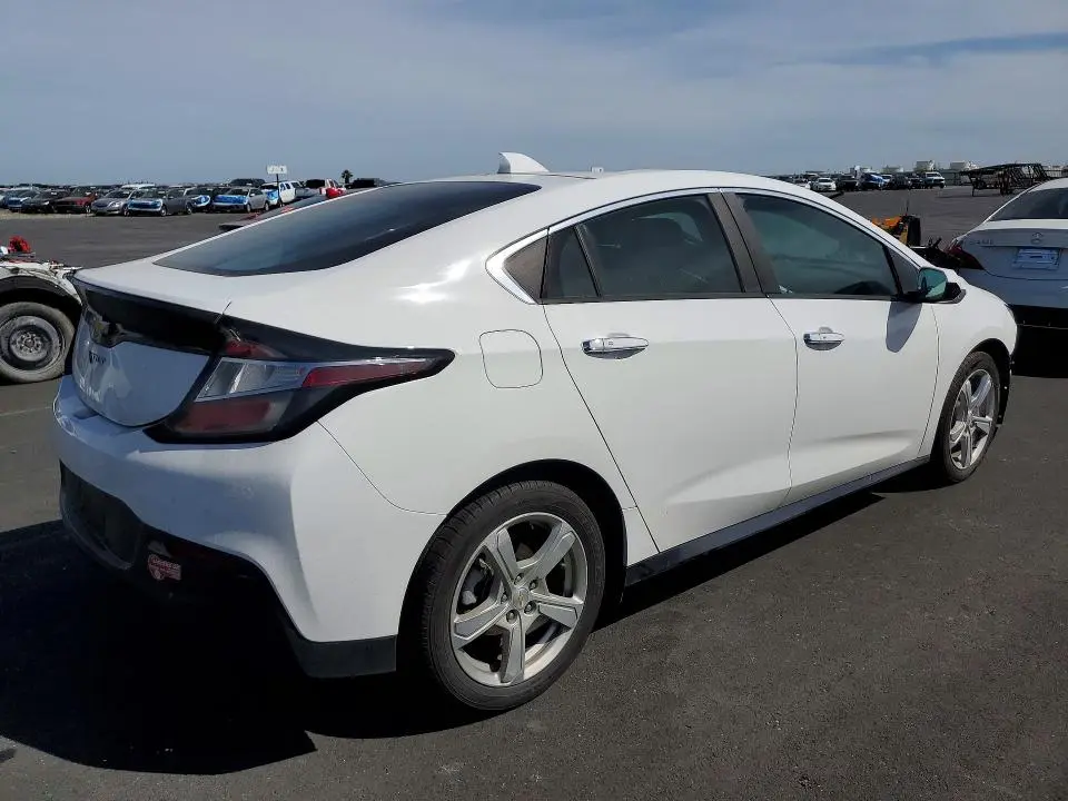 2018 CHEVROLET VOLT LT  