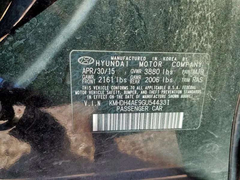 2016 HYUNDAI ELANTRA SE  