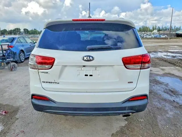 2017 KIA SORENTO LX  