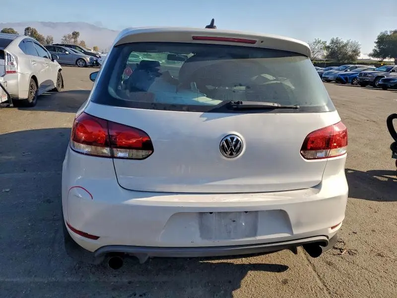 2013 VOLKSWAGEN GTI   