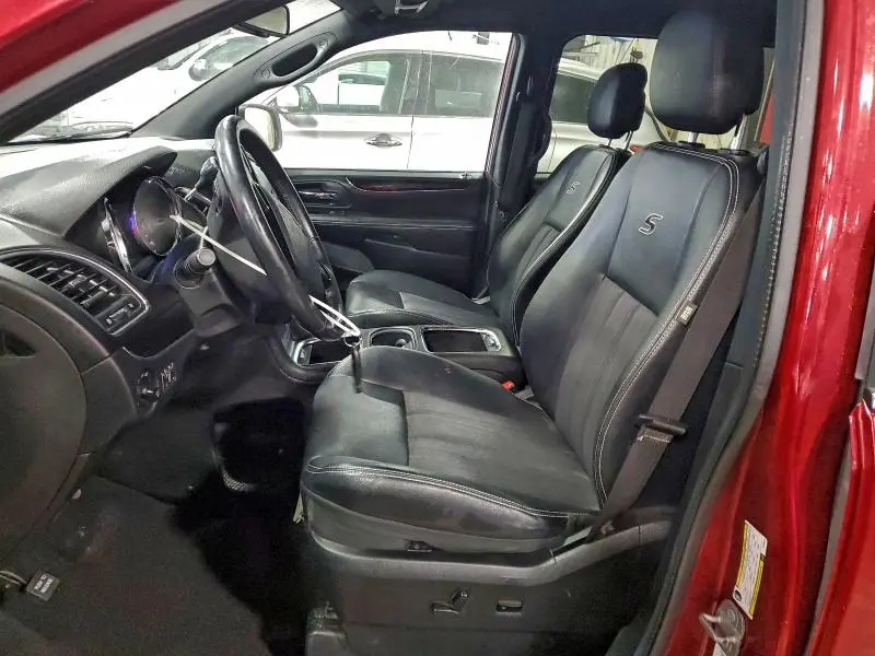 2014 CHRYSLER TOWN & COUNTRY S  