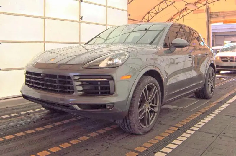 2021 PORSCHE CAYENNE   