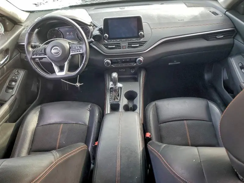 2021 NISSAN ALTIMA SR  