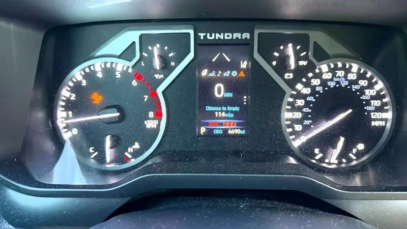 2026 TOYOTA TUNDRA CREWMAX SR  