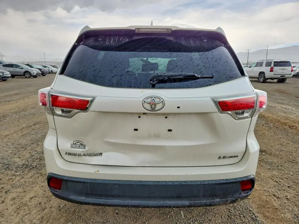 2014 TOYOTA HIGHLANDER LE PLUS  