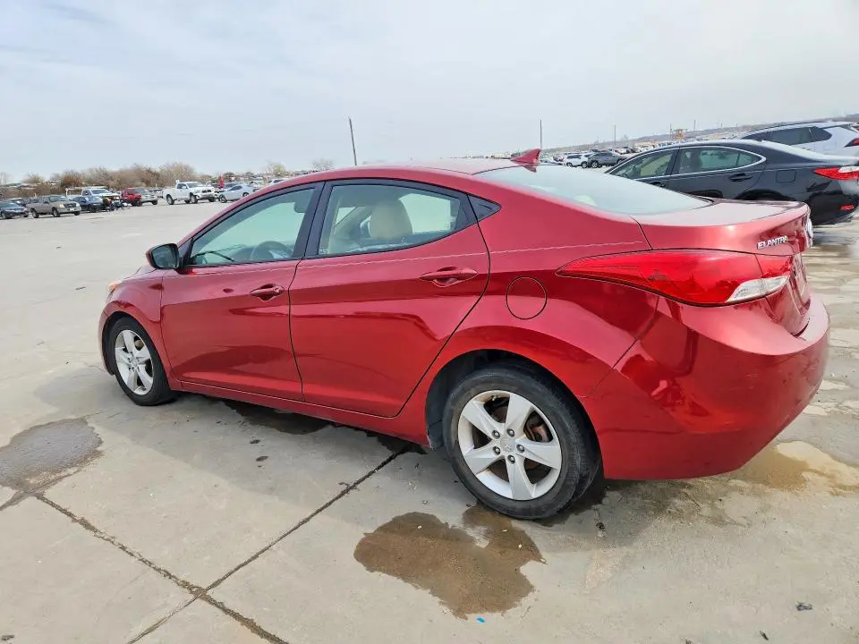 2013 HYUNDAI ELANTRA GLS  