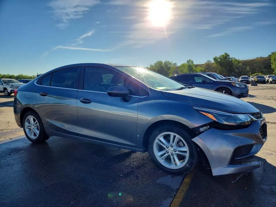 2018 CHEVROLET CRUZE LT  