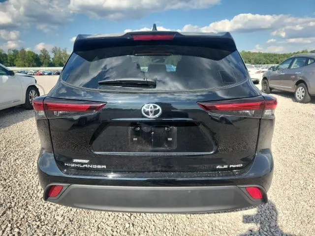 2026 TOYOTA HIGHLANDER XLE  