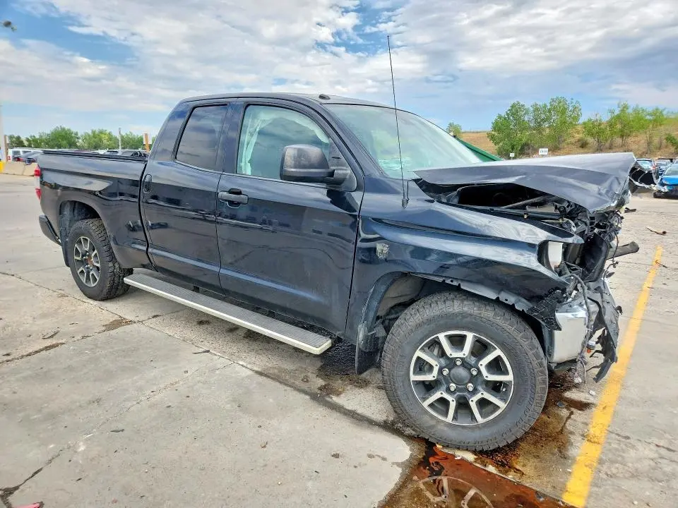 2018 TOYOTA TUNDRA SR5  
