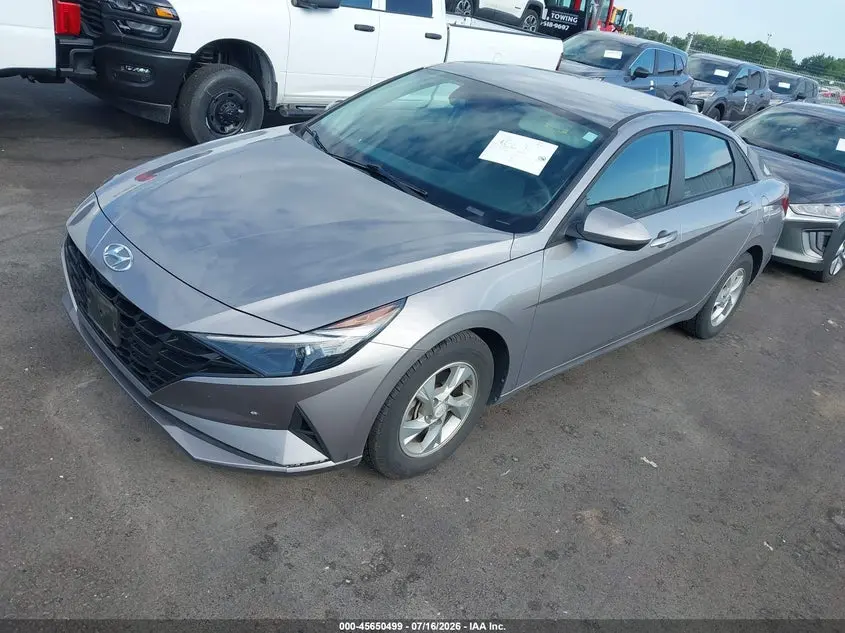 2023 HYUNDAI ELANTRA SE