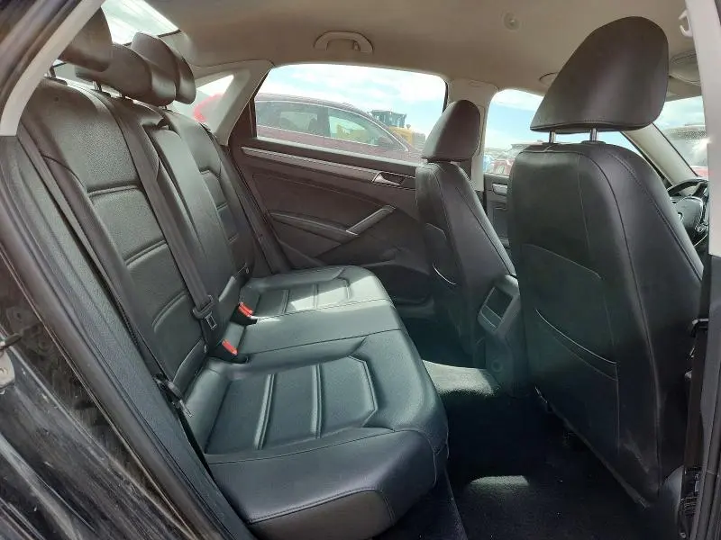 2018 VOLKSWAGEN PASSAT S  