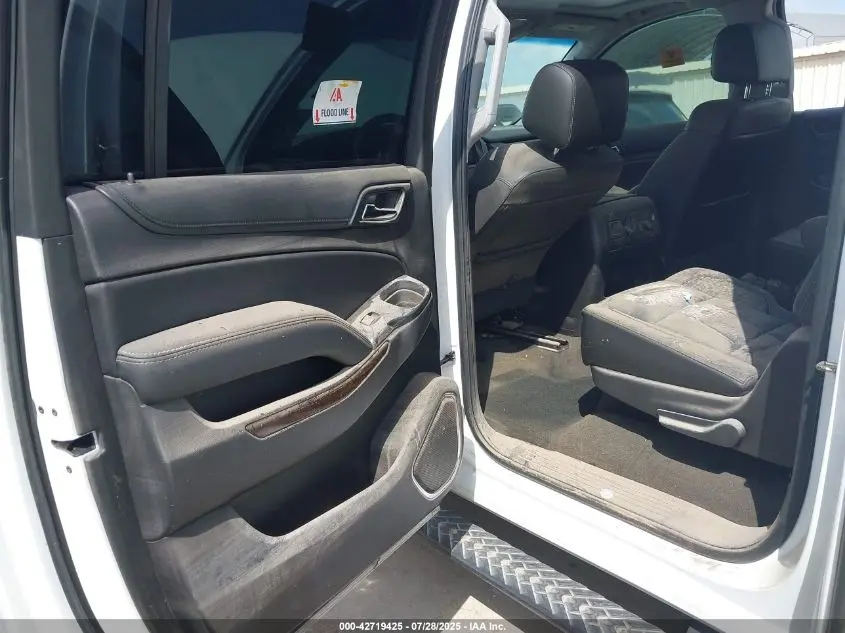 2016 CHEVROLET SUBURBAN LT