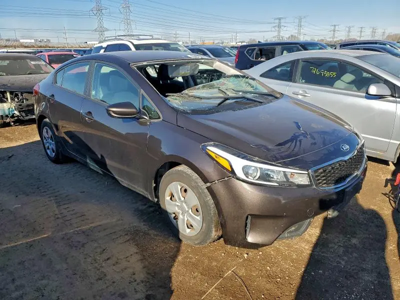 2017 KIA FORTE LX  